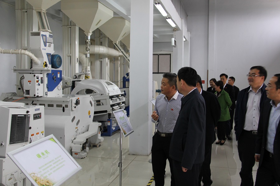 蘇州市委書(shū)記周乃翔來(lái)訪(fǎng)勤川